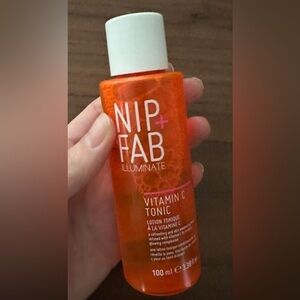 NIP+FAB Vitamin C Fix Tonic